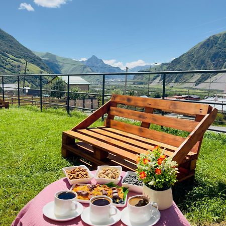 Chalet Kazbegi Hotel ภายนอก รูปภาพ
