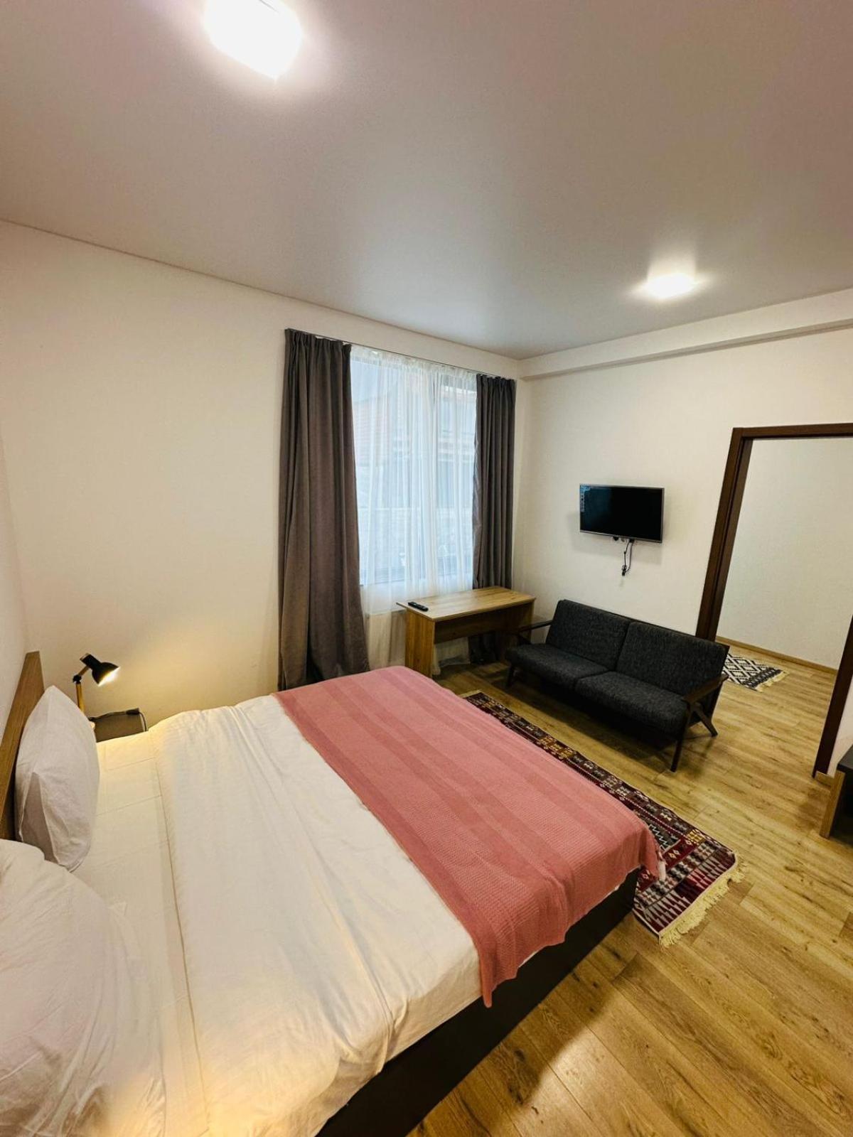 Chalet Kazbegi Hotel ภายนอก รูปภาพ